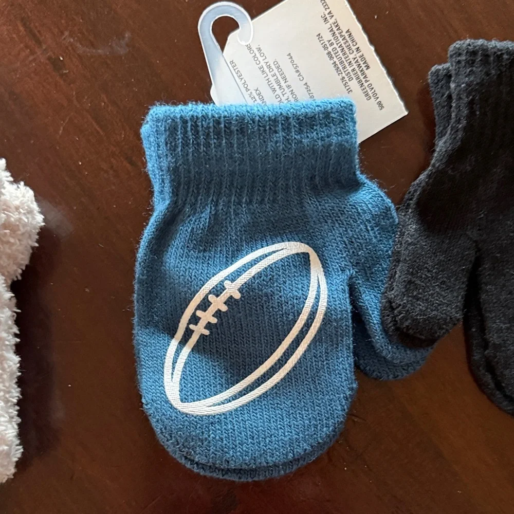 Kids' Cozy Gloves Set